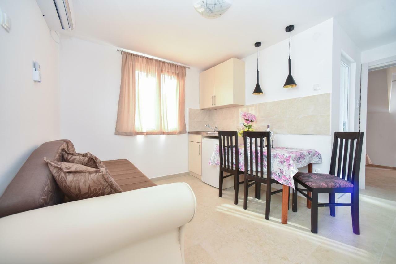 Apartmani Bonik ブドヴァ エクステリア 写真