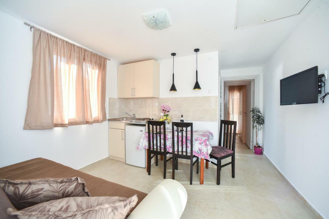 Apartmani Bonik ブドヴァ エクステリア 写真